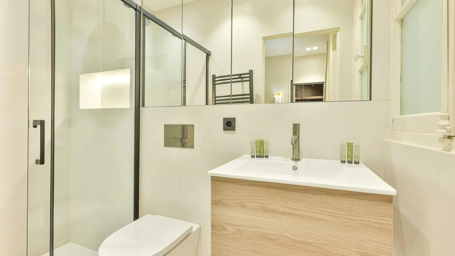 Wonderful 4p - 1 Bedroom Nation - Bastille